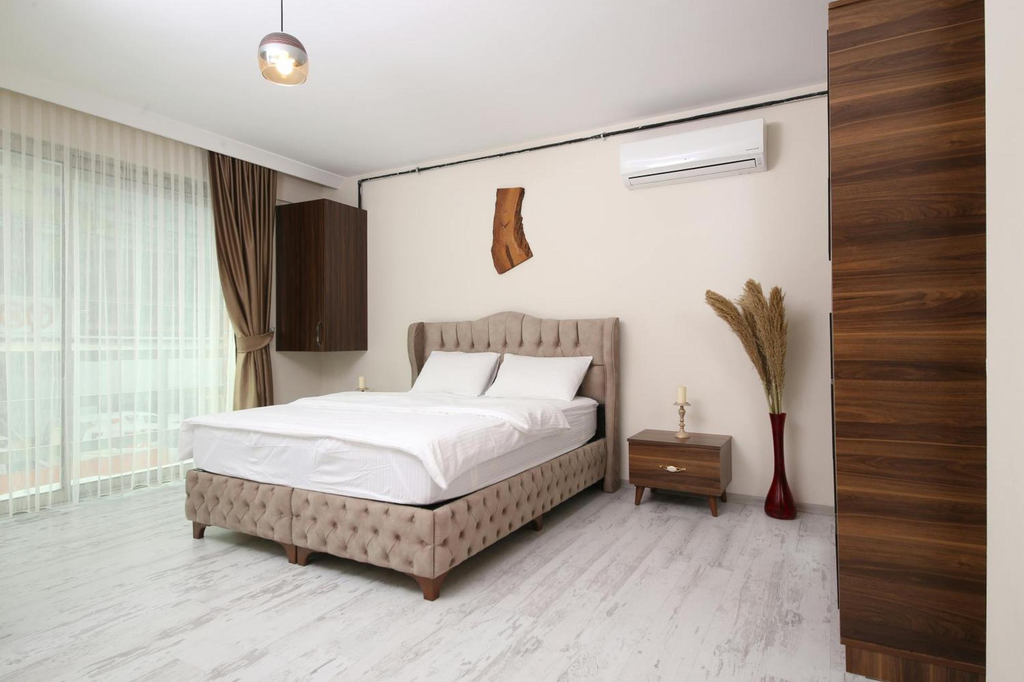 Hotel Luxe Manor Near Delhi Airport Yeni Delhi Dış mekan fotoğraf